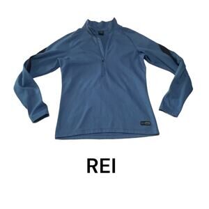 REI Blue Long Sleeve Women's Top
Great condition I just don’t need it anymore!